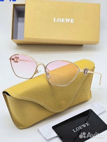 Солнцезащитные очки Loewe