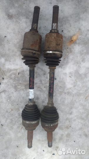 Привод передний левый Nissan X-Trail Qashqai MR20