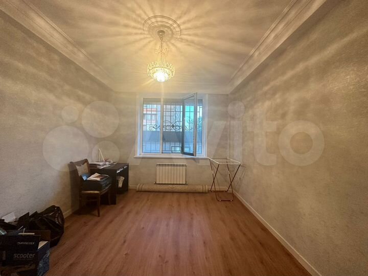 2-к. квартира, 60 м², 1/5 эт.