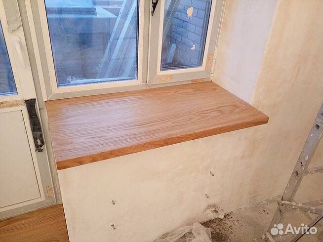 Деревянный подоконик балконный проем