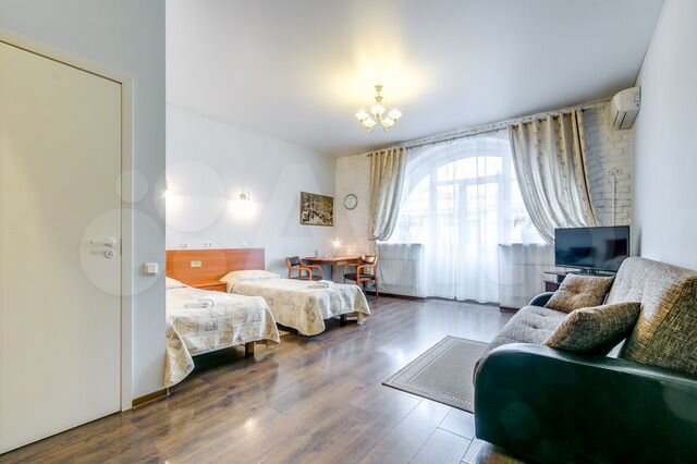 Комната 40 м² в 5-к., 6/6 эт.