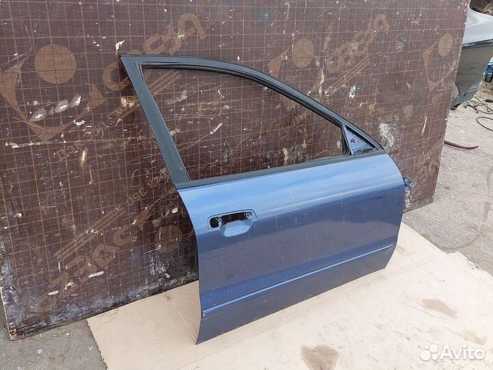 Дверь передняя правая Mitsubishi Galant 8 Галант