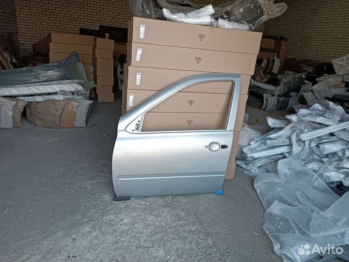 Дверь гранта калина 2 передняя левая серебристый