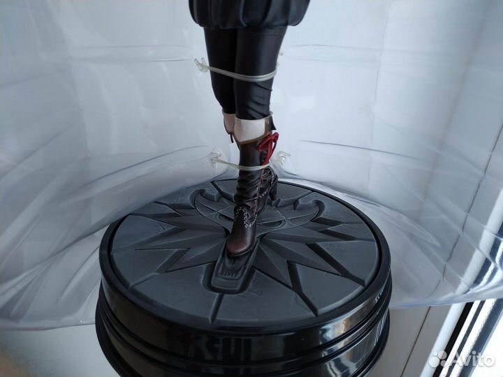 Фигурка Шани Dark horse Ведьмак