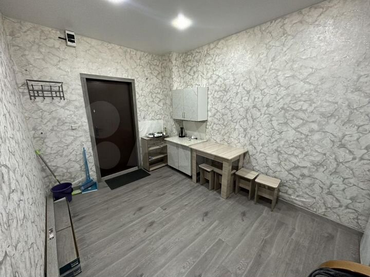 Комната 14 м² в 8-к., 3/4 эт.