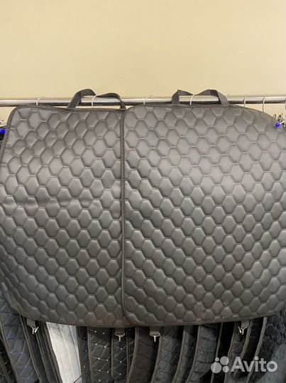 Защита спинок сидений для авто