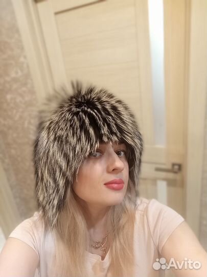 Продам шапку чернобурка. В отличном состоянии
