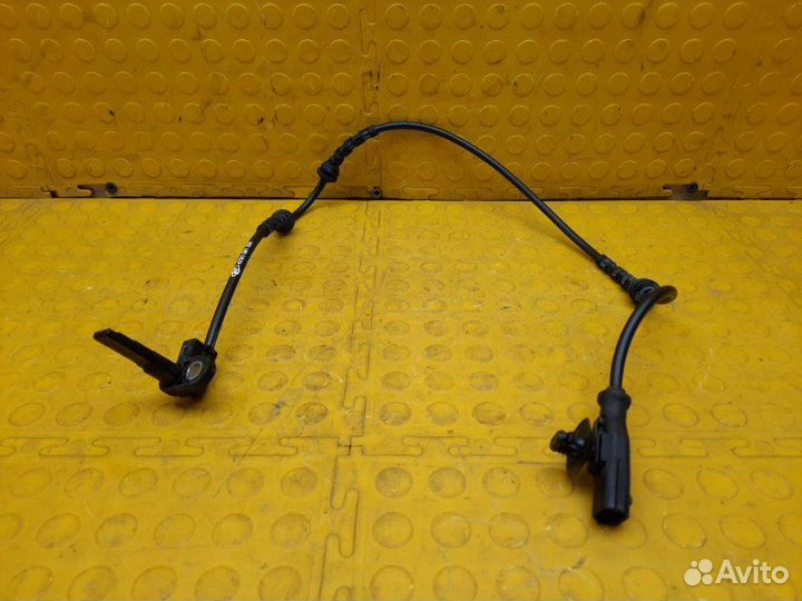 Датчик abs передний правый Renault Arkana H4ME441