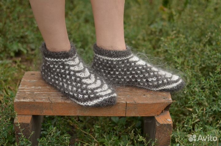 Следки из козьего пуха