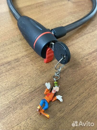 Замок для велосипеда с ключом