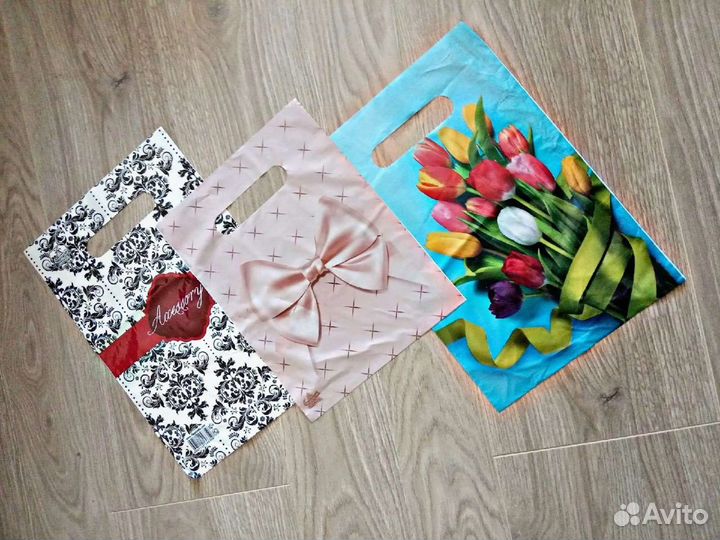 Подарочные пакеты