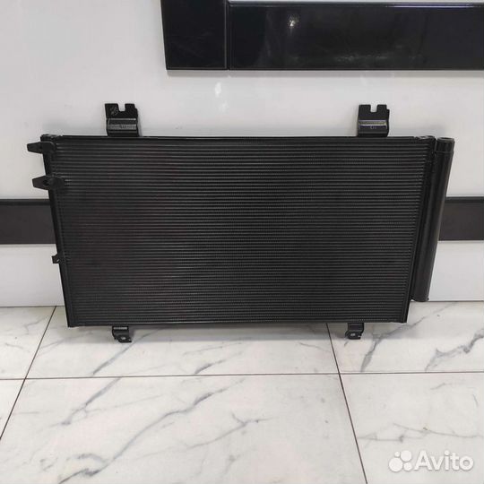 Радиатор кондиционера Lexus GS300