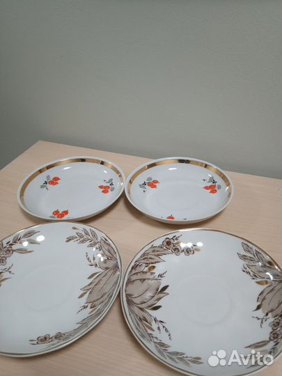 Чайные блюдца