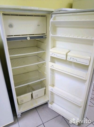 Холодильник 
