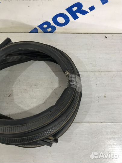 Уплотнитель багажника renault kaptur 1.6 CVT