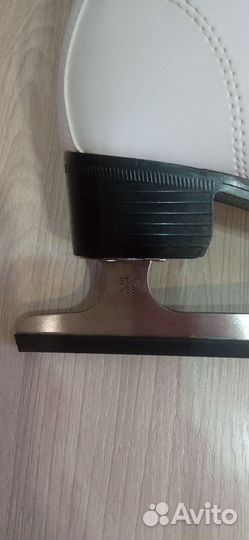 Коньки фигурные женские 37/38 размер