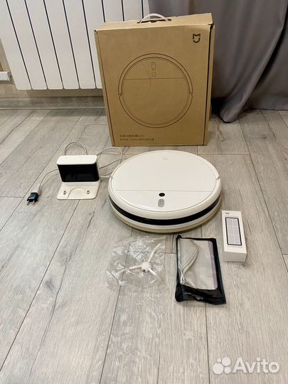 Робот-пылесос Xiaomi Mijia 1C Sweeping Vacuum