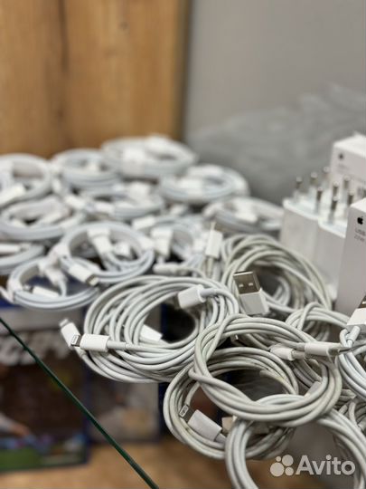 Оригинальный провод iPhone