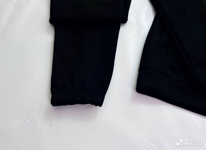 Спортивные костюмы Calvin Klein удобные