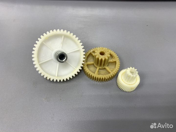Шестерни редуктора для мясорубки Moulinex HV8