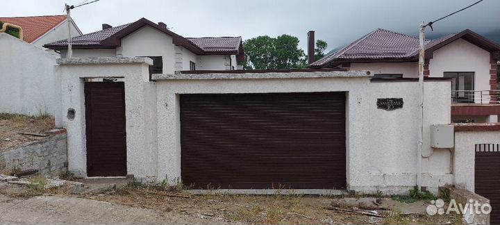 Гаражные секционные ворота монтаж 1-2 дн