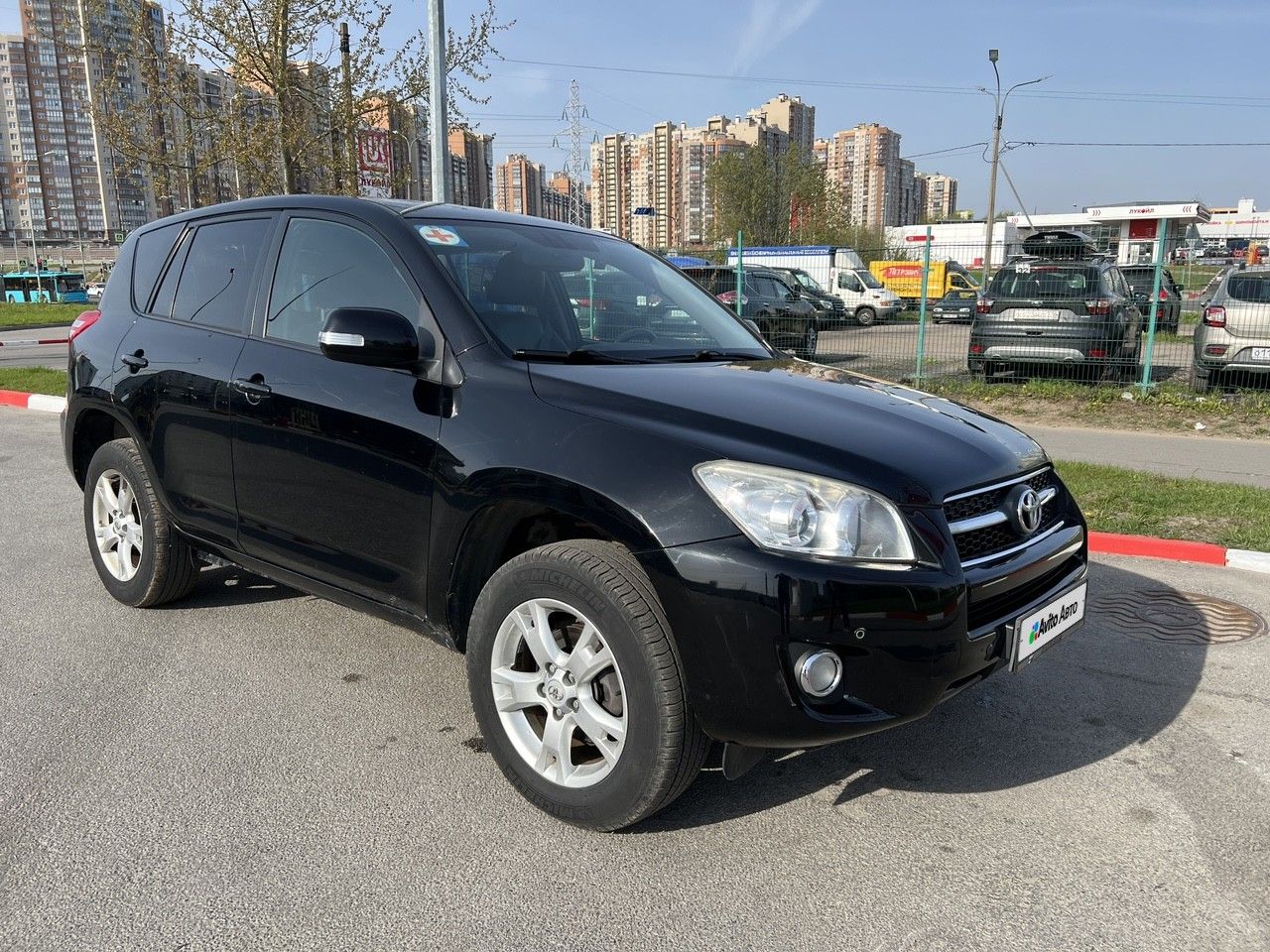 Toyota RAV4: фото владельца