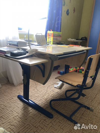 Детский стол и стул для школьника