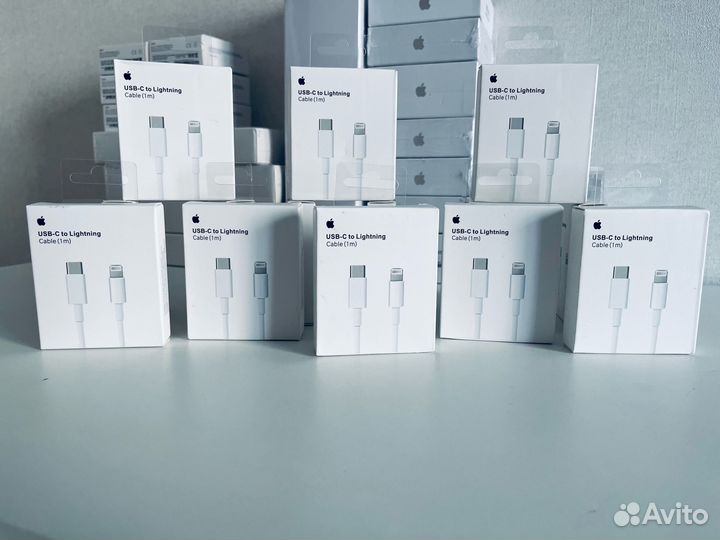 Кабель iPhone USB-C to lightning 1m