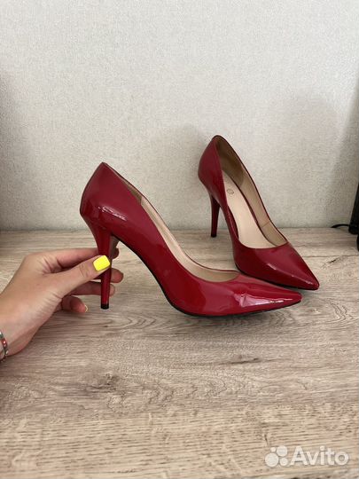 Туфли лодочки 39