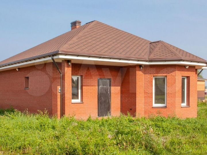 Дом 100 м² на участке 5 сот.