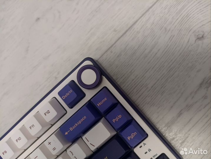 Механическая клавиатура royal kludge r75