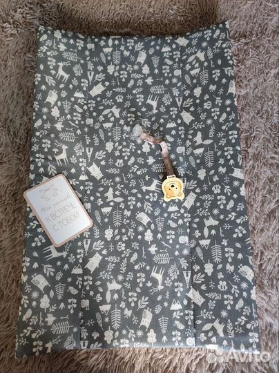 Пеленальная доска на кроватку