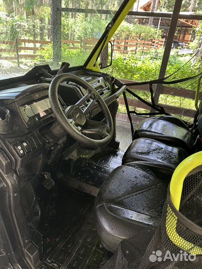 CAN-AM traxter X MR HD 10