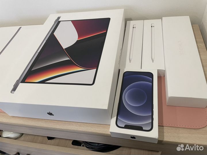 Коробки от техники apple