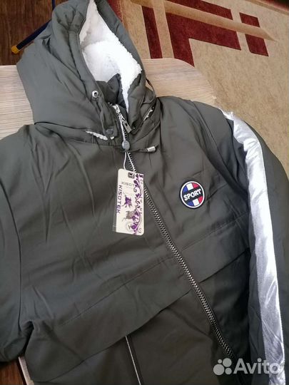 Куртка зимняя новая 50 р