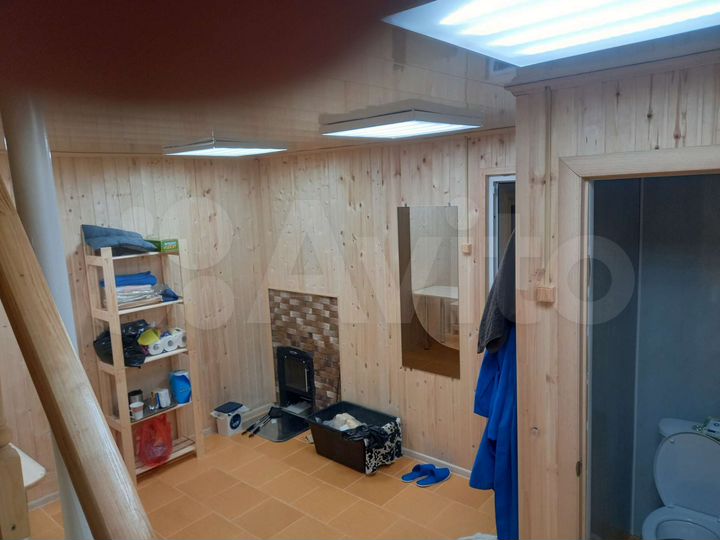 Гараж, > 30 м²