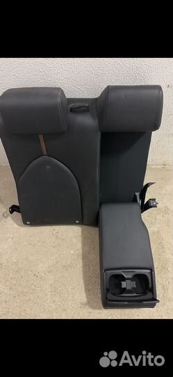Задний диван кожанный на Toyota Camry 70