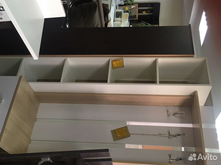 Стеллаж. Полки