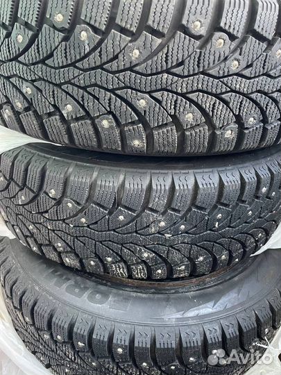 Pirelli Formula Ice 185/60 R15 88T