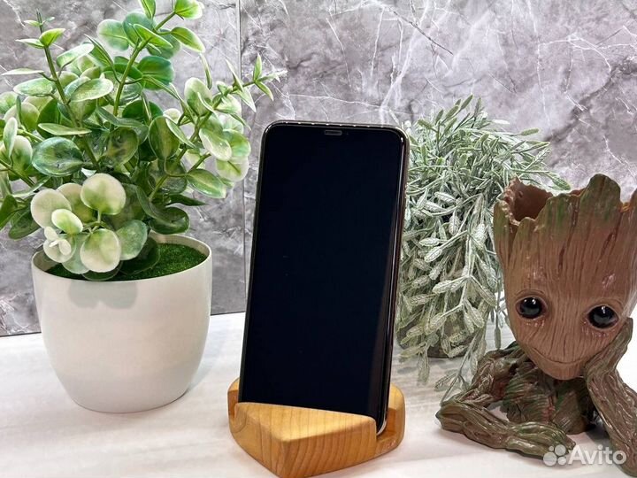 iPhone 11 Pro Max, 64 ГБ