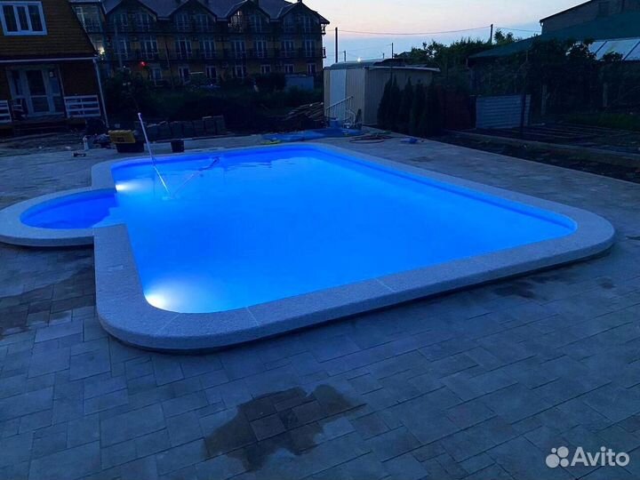 Бассейн пластиковый 7x4