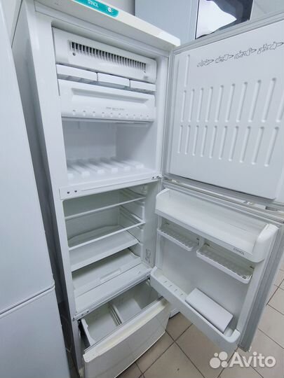 Холодильник Stinol No Frost