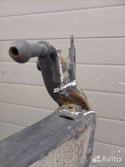 Подрамник передний Renault Sandero