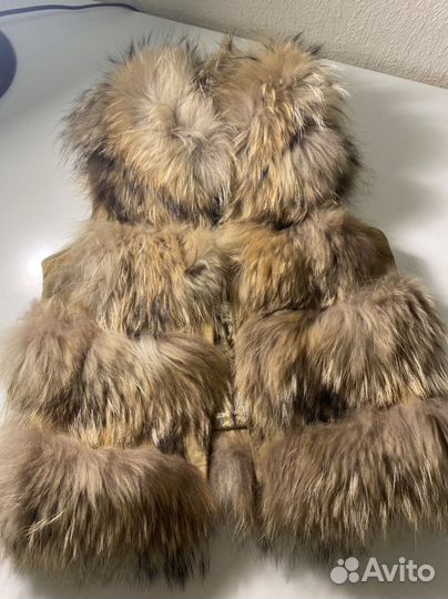 Меховая жилетка