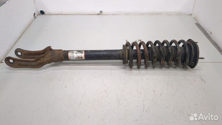 Амортизатор подвески правый передний Jeep Grand Cherokee