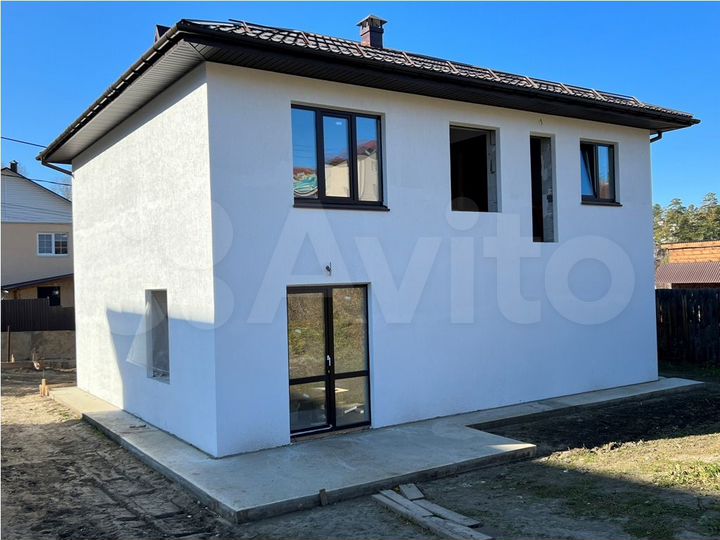 Коттедж 138 м² на участке 8 сот.