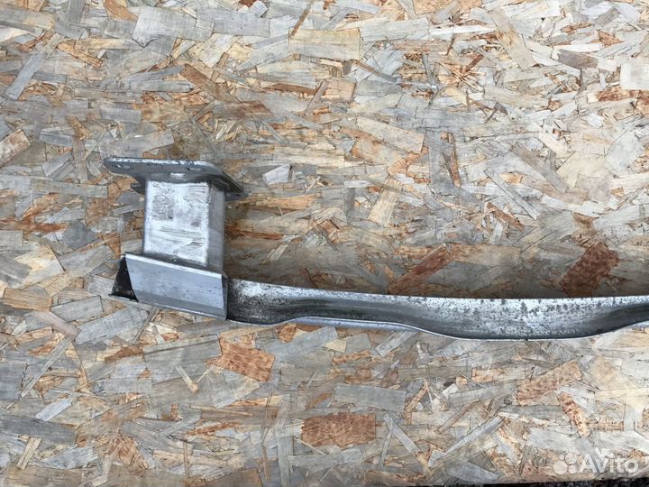 Усилитель заднего бампера Audi Q7 4M 2015-н.в