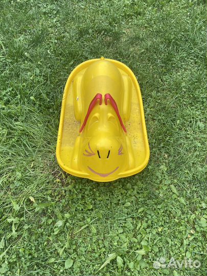 Детская игрушка качалка