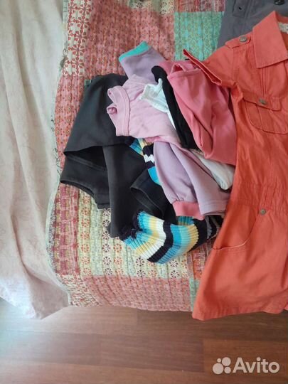 Одежда для девочки на 6-7 лет в хорошем состоянии