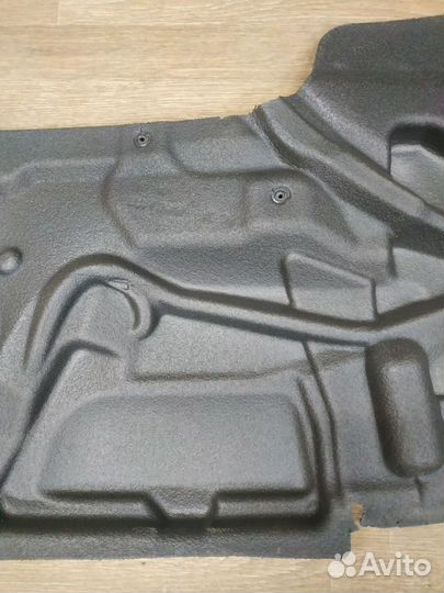 Шумоизоляция двери передней правой Ford Mondeo 4